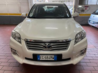 Toyota RAV 4 RAV4 Crossover 2.2 D-4D 150 CV DPF Exclusive