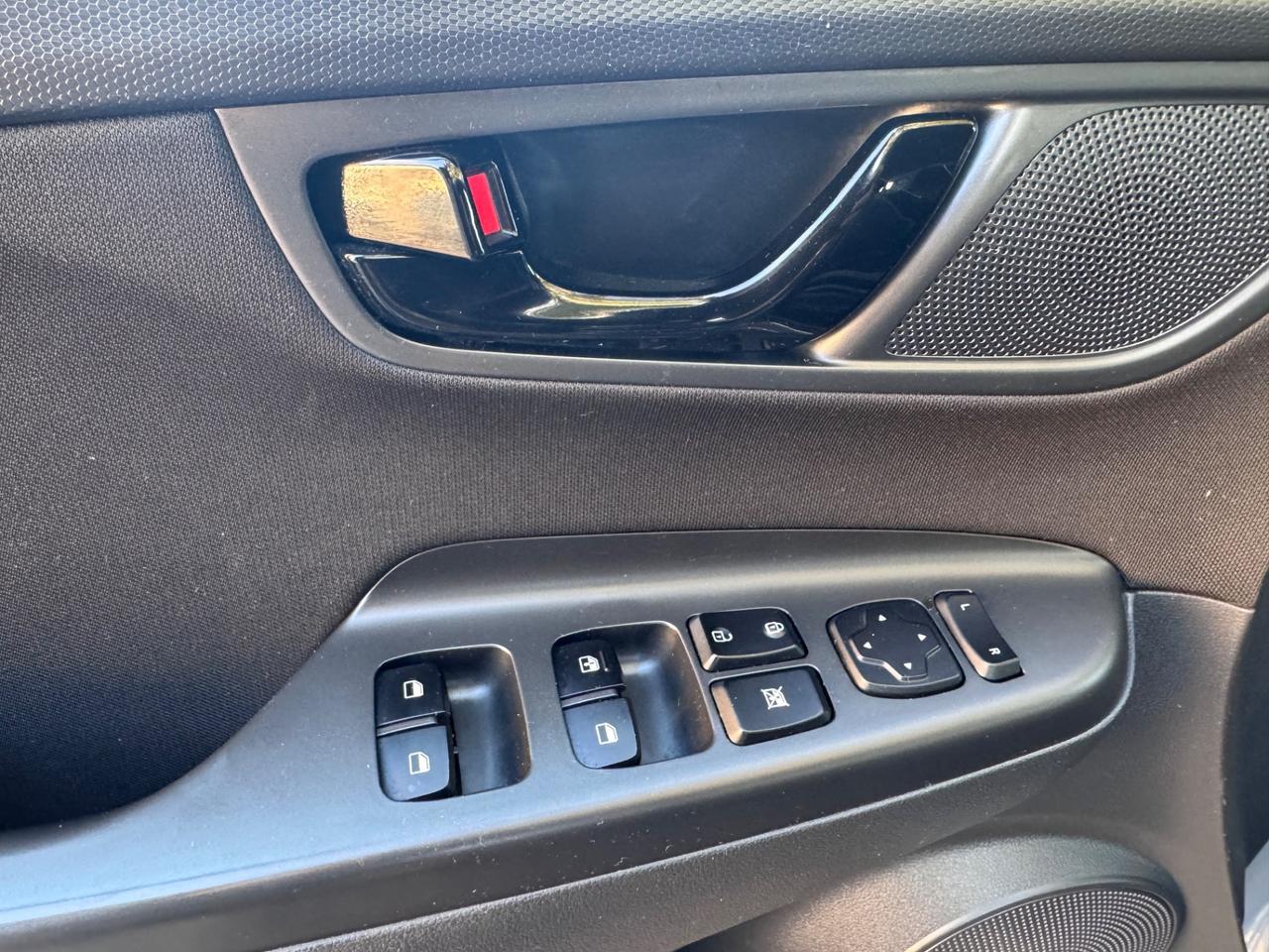 Hyundai Kona HEV 1.6 DCT IBRIDA GARANZIA 12 M