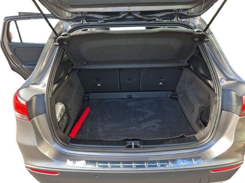 Mercedes-Benz GLA GLA 180 d Automatic Business
