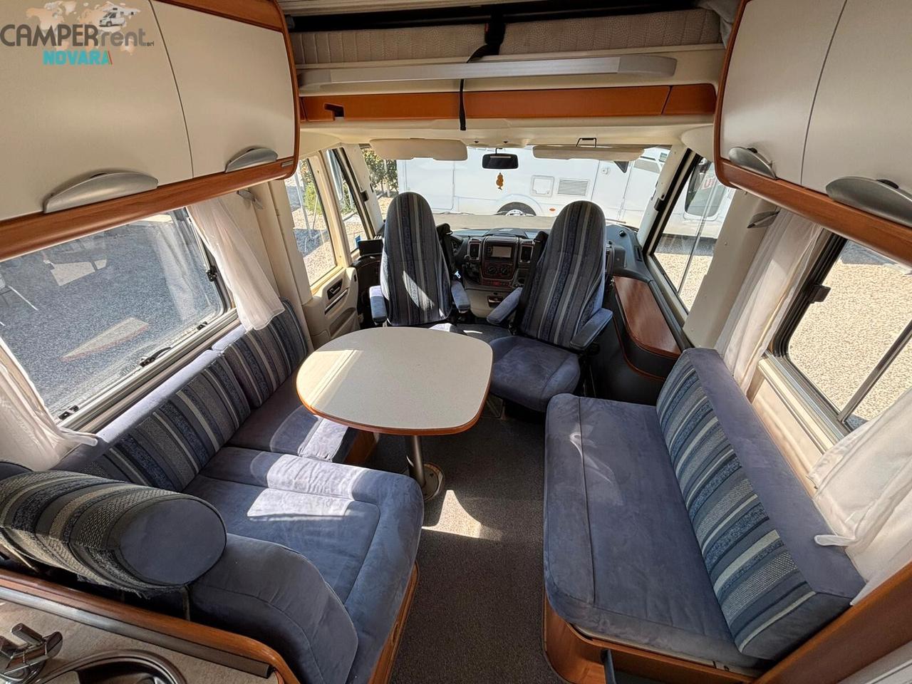 HYMER B654 SL - motorhome con letto alla francese in coda e garage foro 96x87