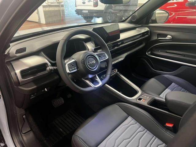 Jeep Avenger Avenger 1.2 turbo e-hybrid mhev Upland 4xe 145cv