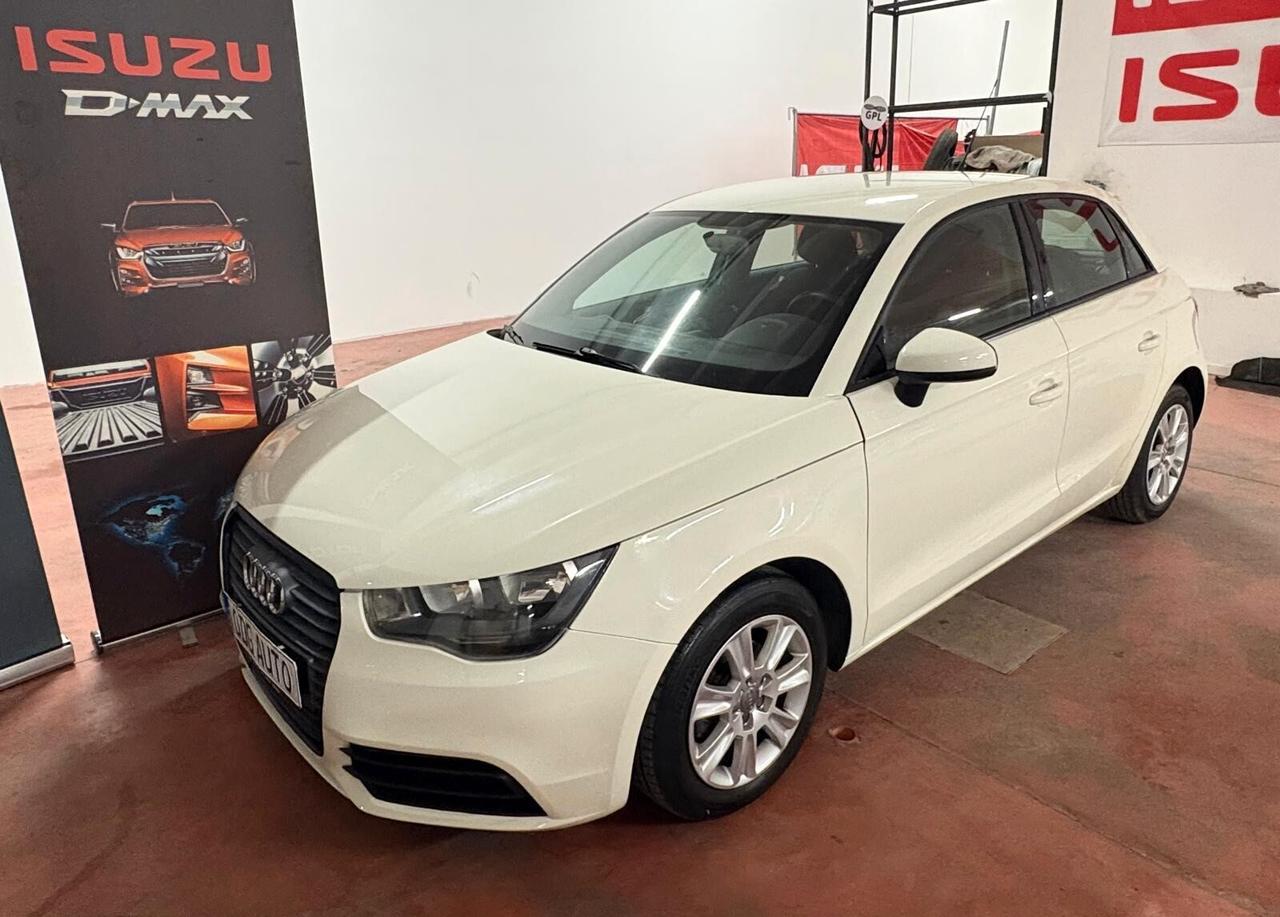 AUDI A1 TFSI 1.2 benzina CV 85 Km 173.884 certificati PER NEOPATENTATI Garanzia 12 mesi