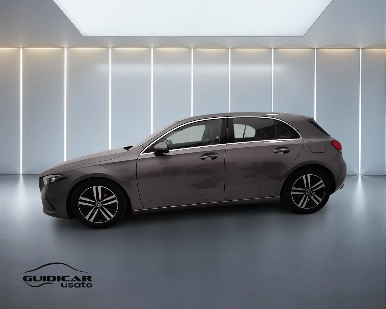 Mercedes-Benz Classe A - W177 2018 - A 180 d Sport auto
