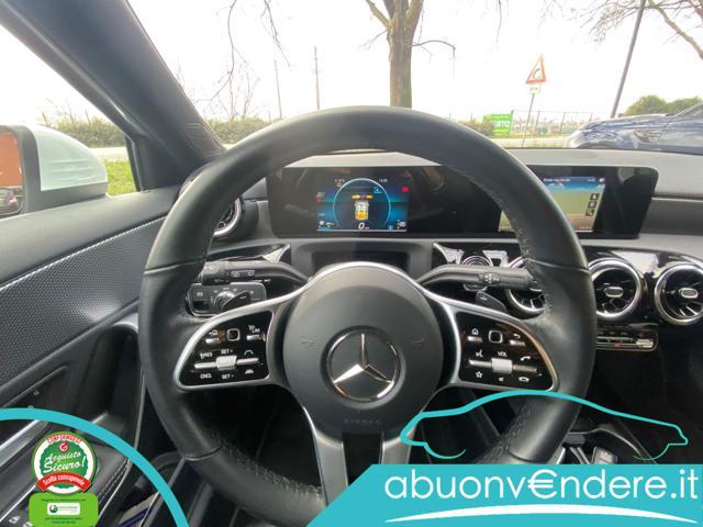 MERCEDES-BENZ A 180 Automatic Sport