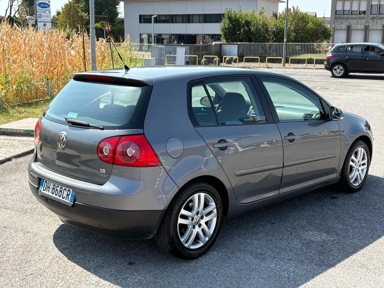 Volkswagen Golf 1.6 5p. Comfortline GPL NEOPATENTATI