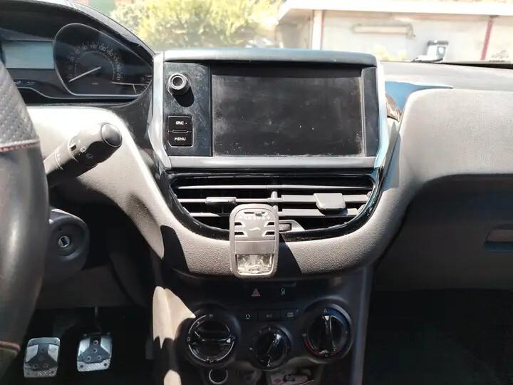 Peugeot 208 PureTech 82 5p. GPL Active