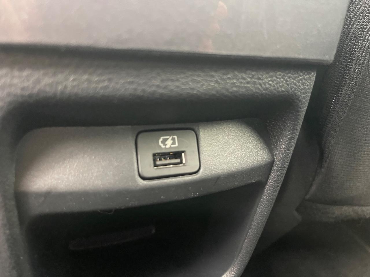 Nissan Juke 1.0 DIG-T 114 CV N-Connecta 34.000 KM CERTIFICATI!!!