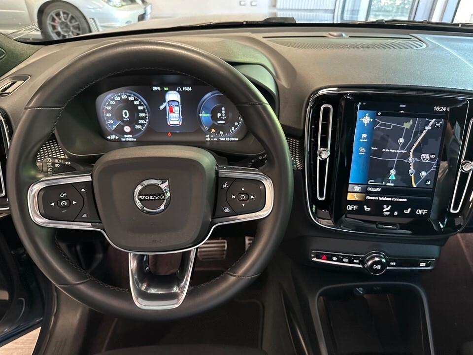 XC40 T5 1.5 R-design Hybrid Full Optional