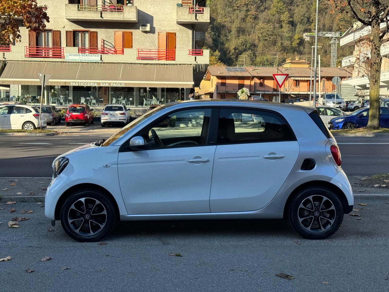 Smart ForFour 70 1.0 - 5 PORTE - NEOPATENTATI - TETTO PANORAMICO