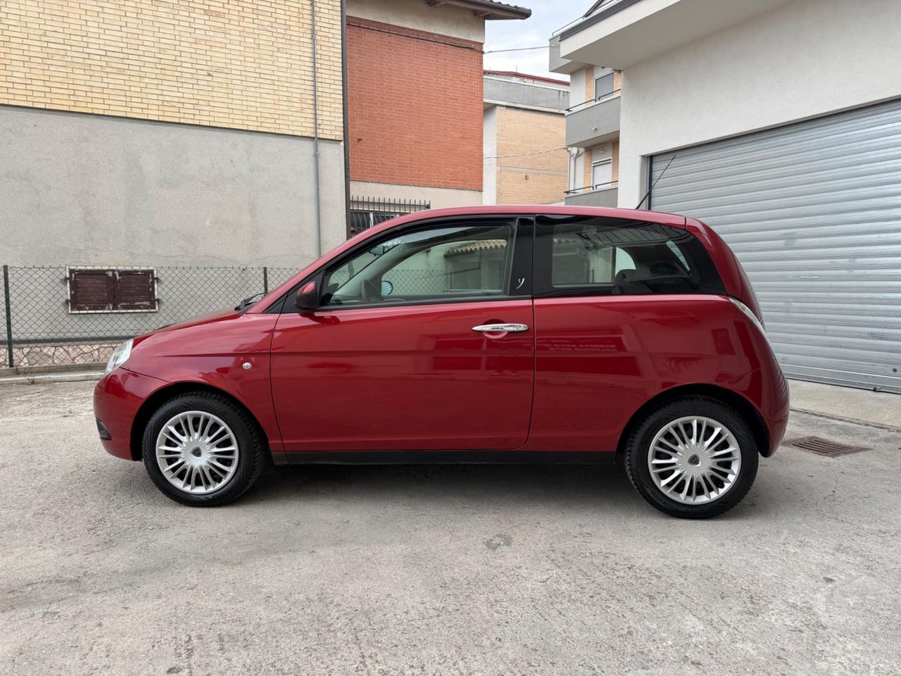 Lancia Ypsilon 1.2 Benzina - 48.000 KM !!