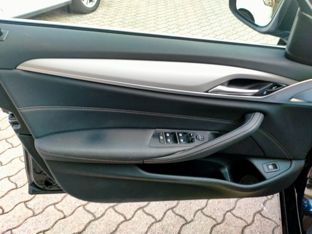 BMW 520 D TOUR. MHEV 48V XDRIVE M.Y.22 LEGA 19 MSPORT / PELLE NERA