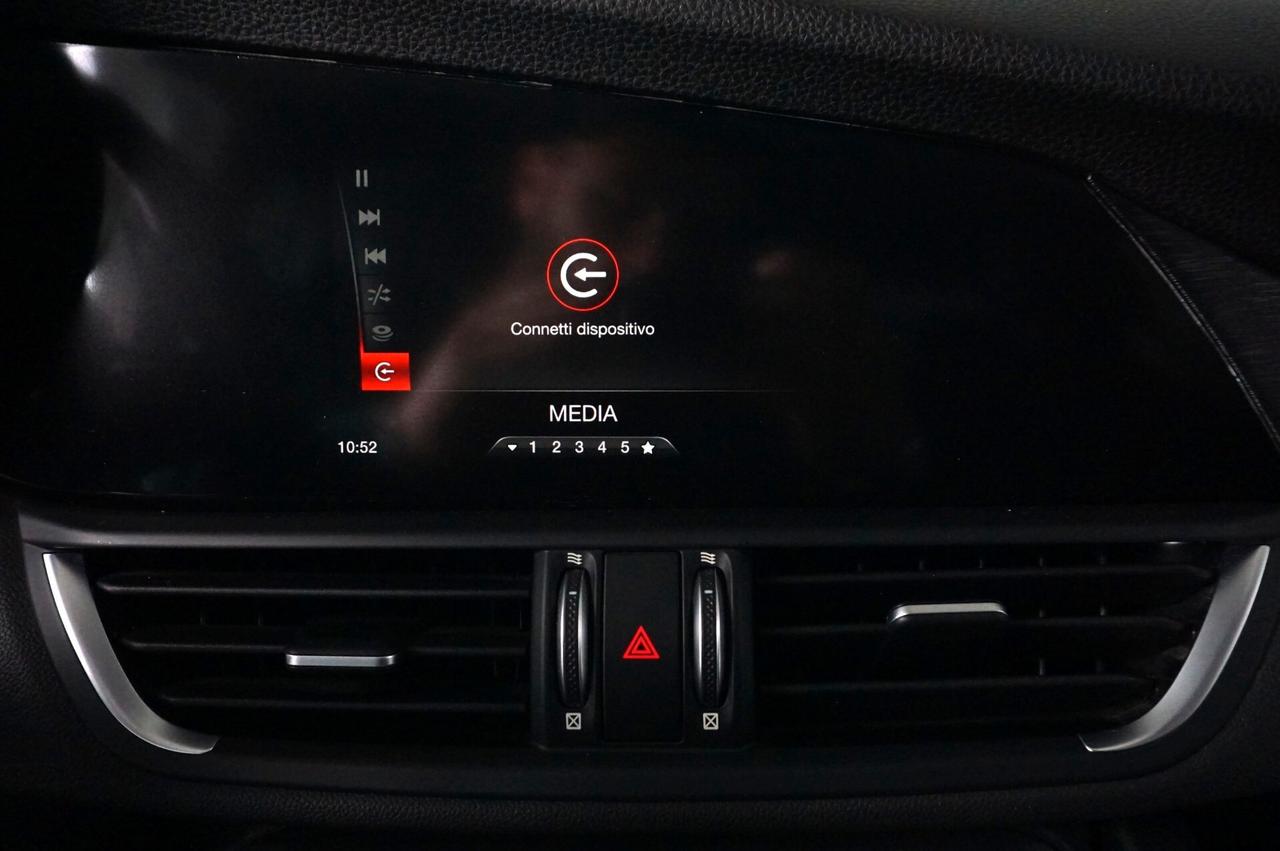 Alfa Romeo Giulia 2.2 Turbodiesel 160 CV AT8 Sport-Tech