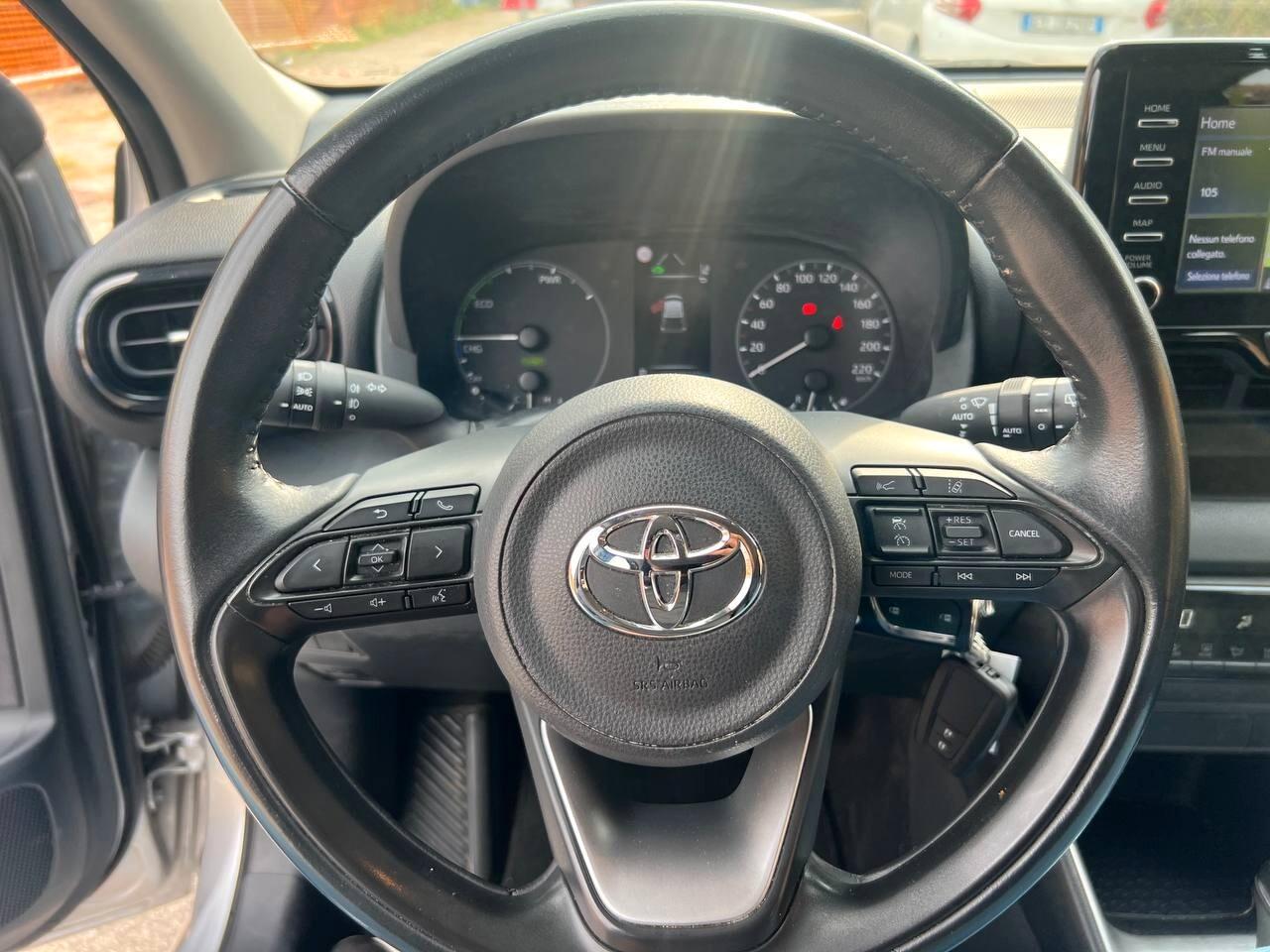 Toyota Yaris 1.5 Hybrid 5 porte Automatica Neopatentati