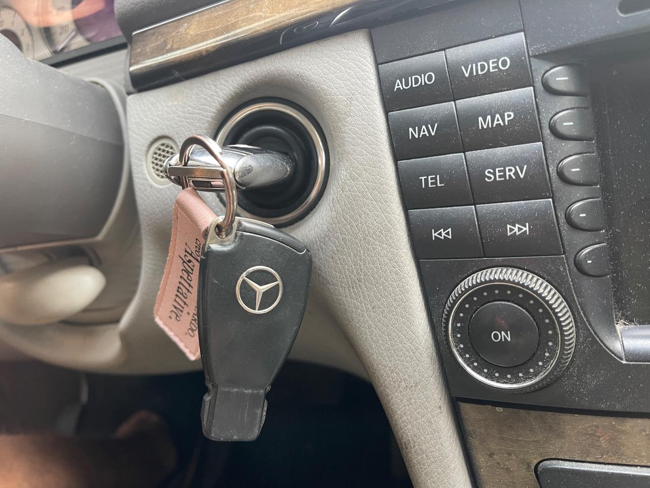 MERCEDES E 320 S.W. BENZINA-GPL EURO4 4MATIC AVANGARGE