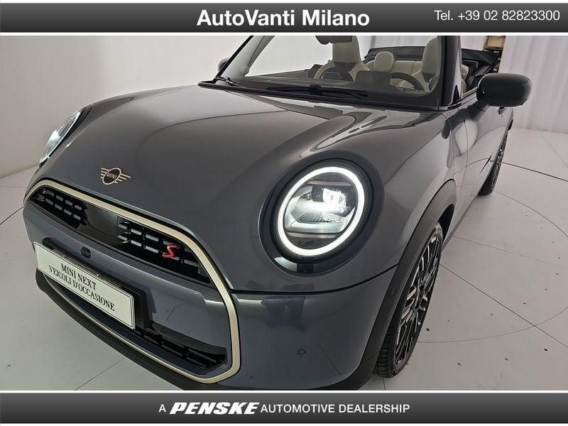 MINI Mini Cooper Cabrio Mini 2.0 Cooper S Favoured Cabrio