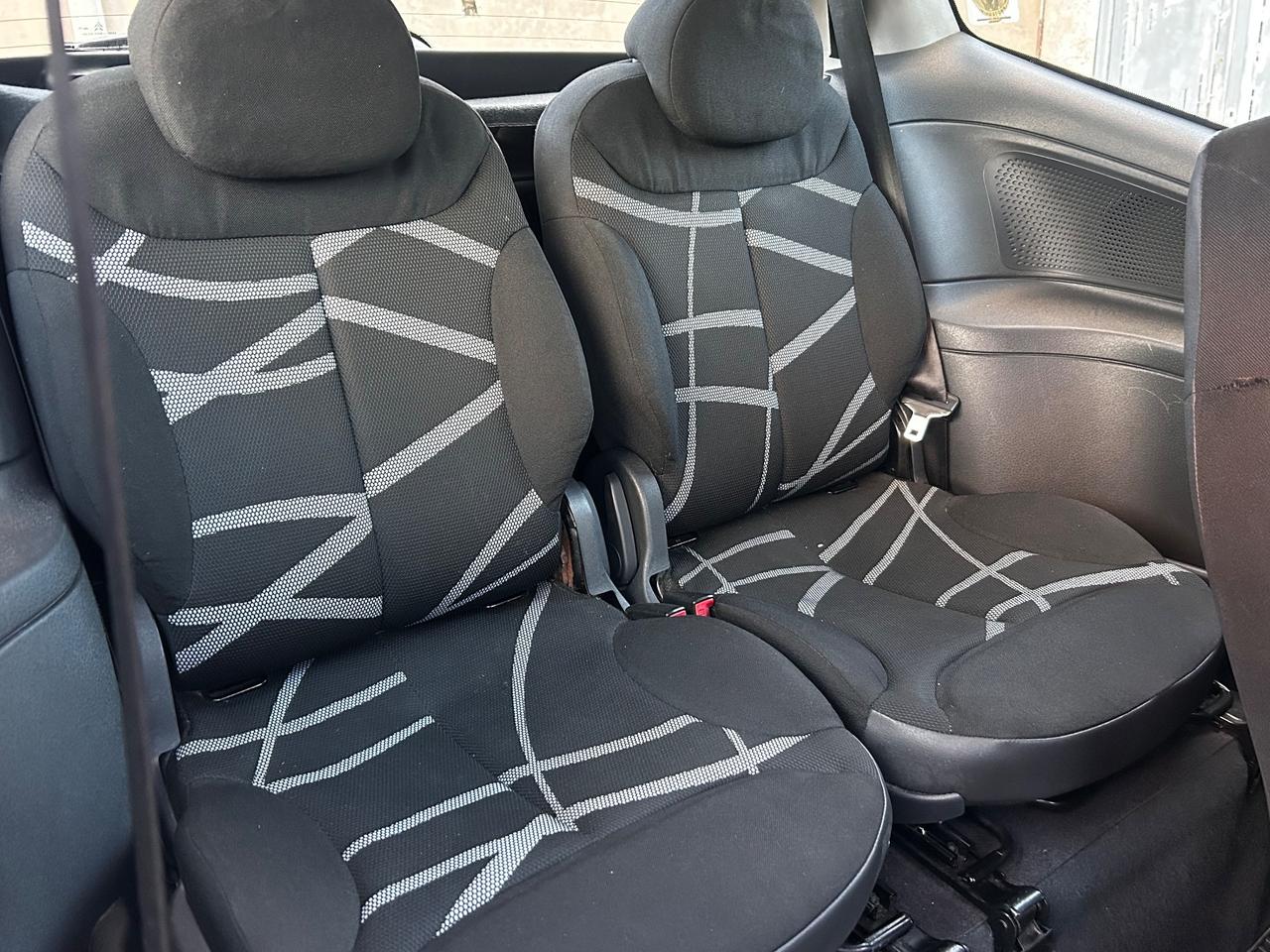 Citroen C2 09 1.1 airdream Elegance - 2010