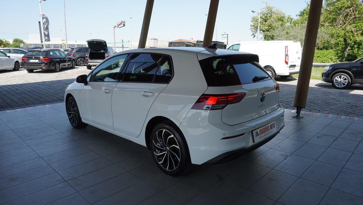 Volkswagen Golf 1.0 etsi evo Life 110cv dsg
