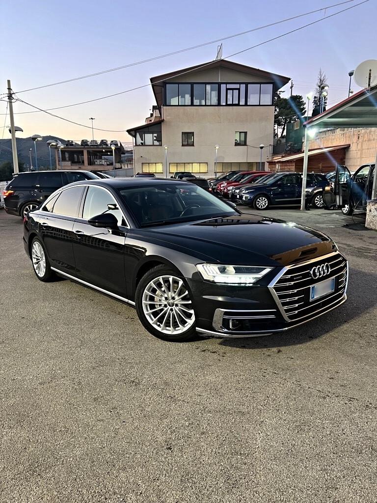 Audi A8 50 TDI 3.0 quattro 286 cv 2020