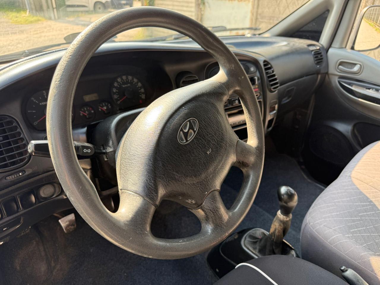 Hyundai H-1 2.5 CRDI 3 posti Van Style