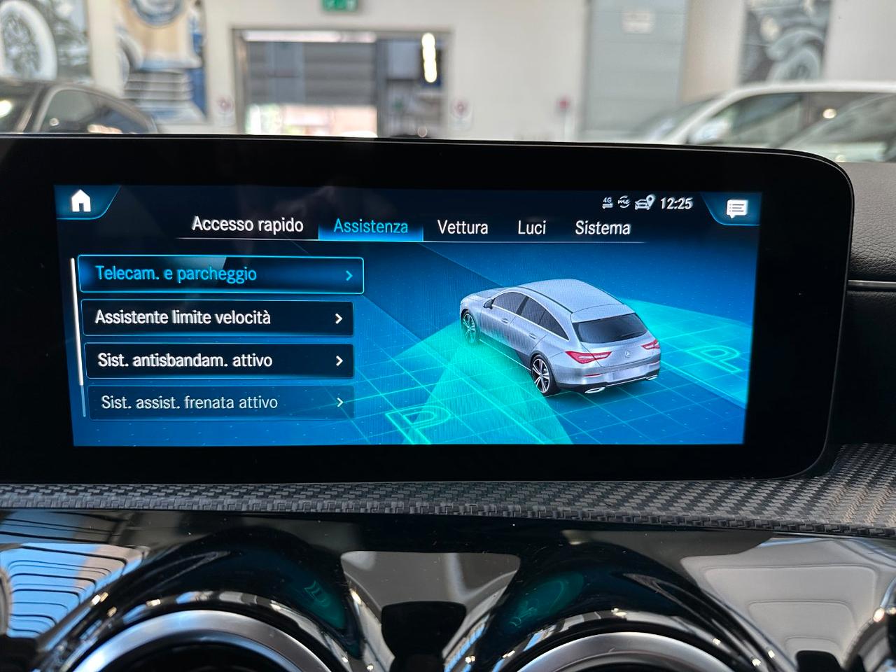 Mercedes CLA Shooting Brake 180 d Sport auto-LED-18"-Camera-Carplay-ACC