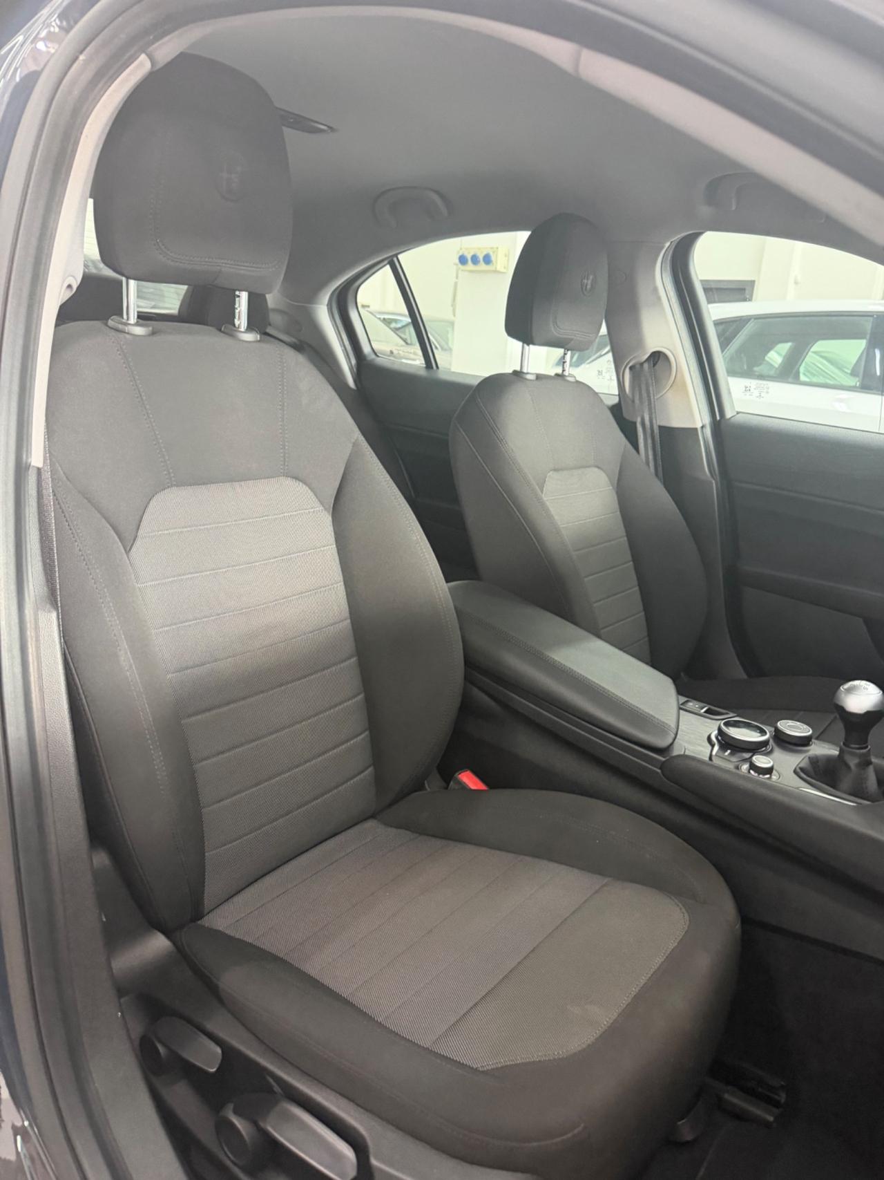 Alfa Romeo Giulia 2.2 150 CV Super FINANZIABILE