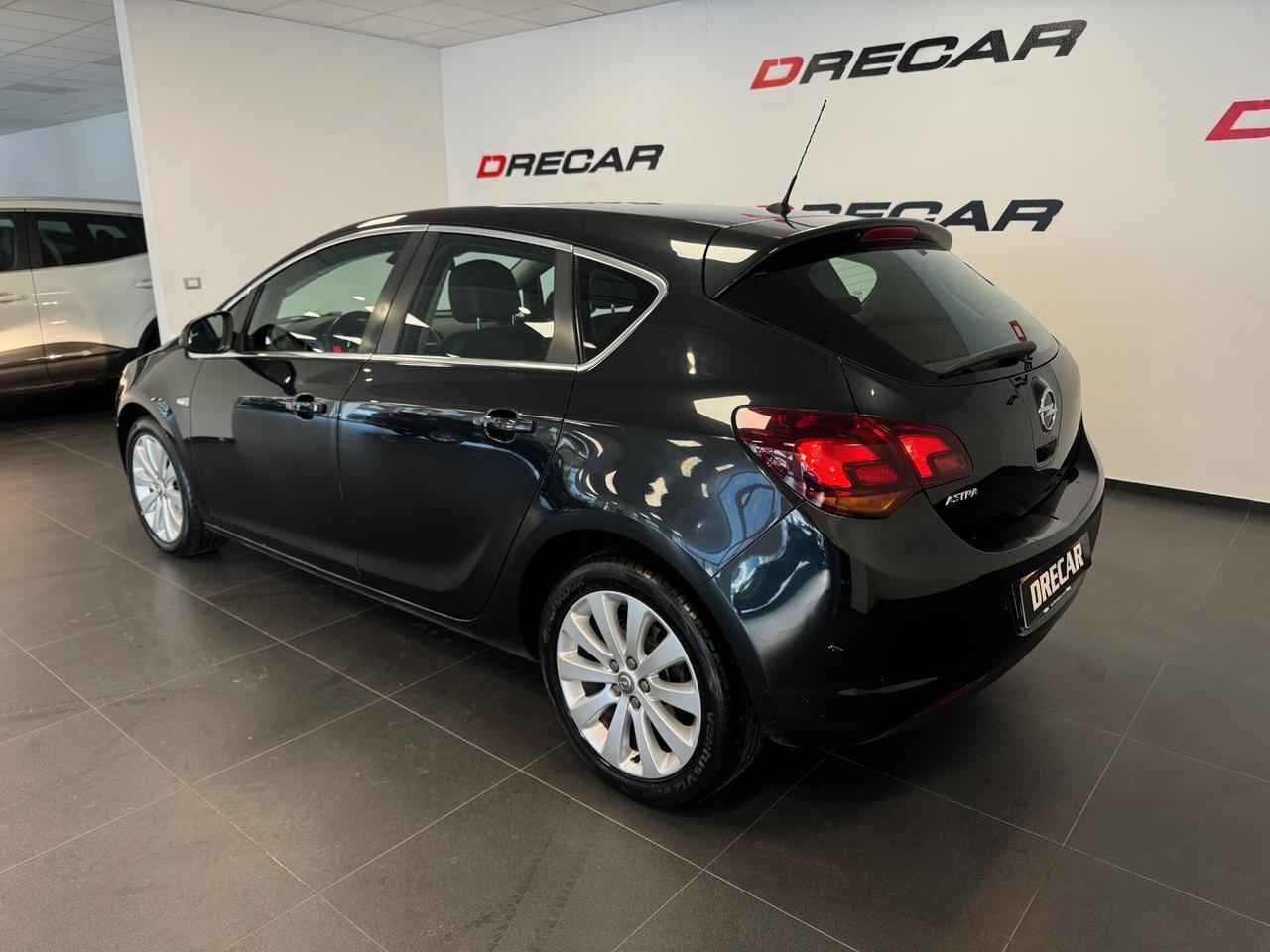 Opel Astra 1.6 115CV 5 porte Cosmo NEOPATENTATI