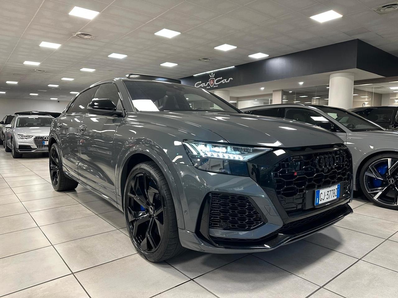 Audi RS Q8 TFSI V8 quattro tiptronic