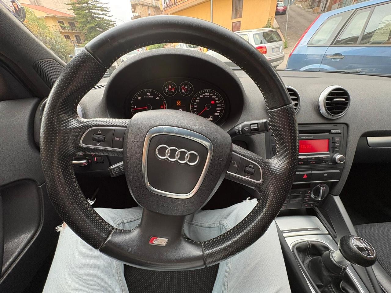 Audi A3 SPB 2.0 TDI S-LINE + TETTO APRIBILE