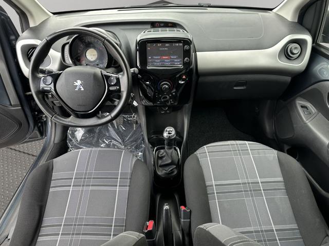PEUGEOT 108 PureTech 82 5 porte Active