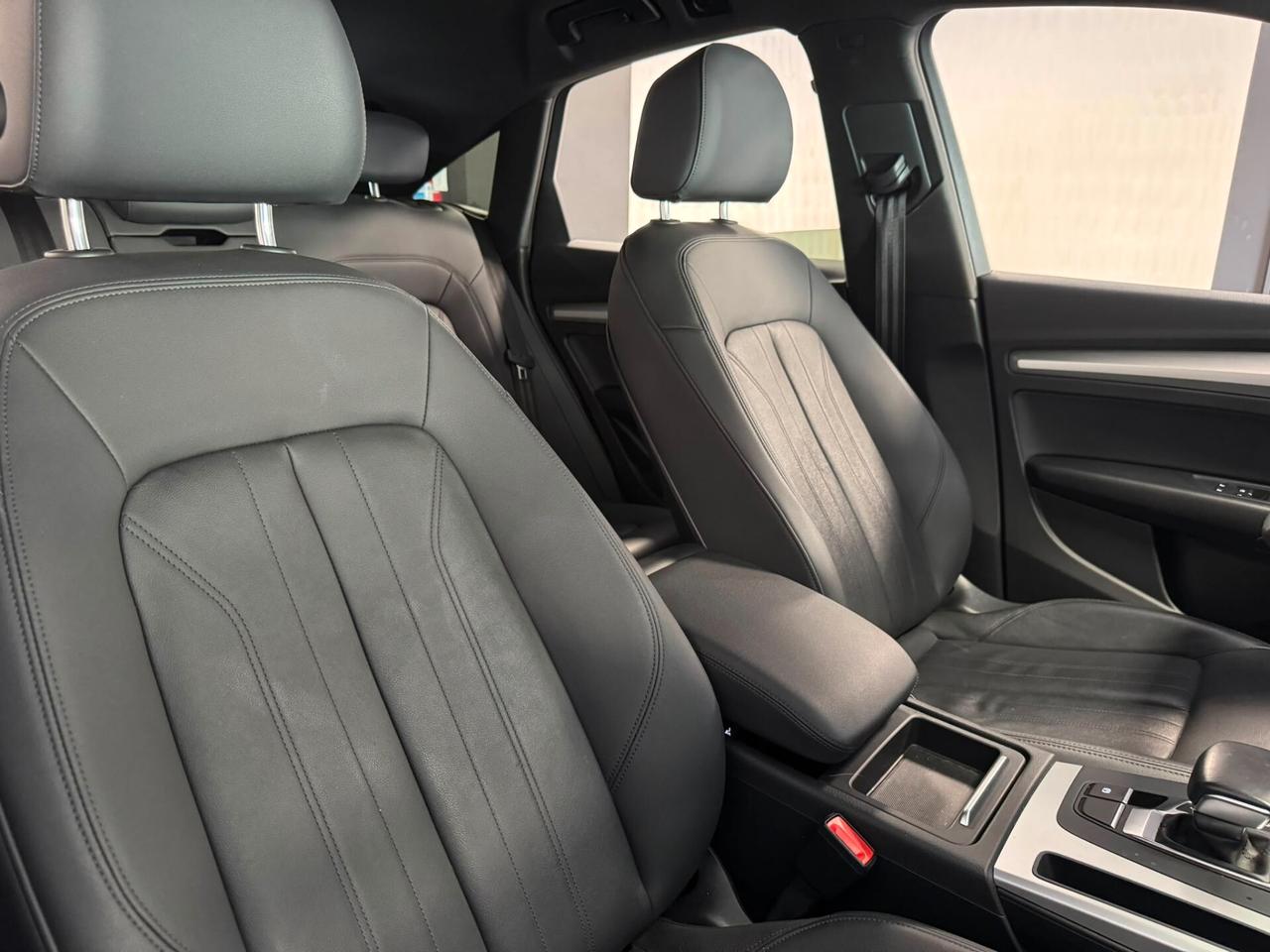 Audi Q5 SPB 40 TDI quattro S tronic Identity Black