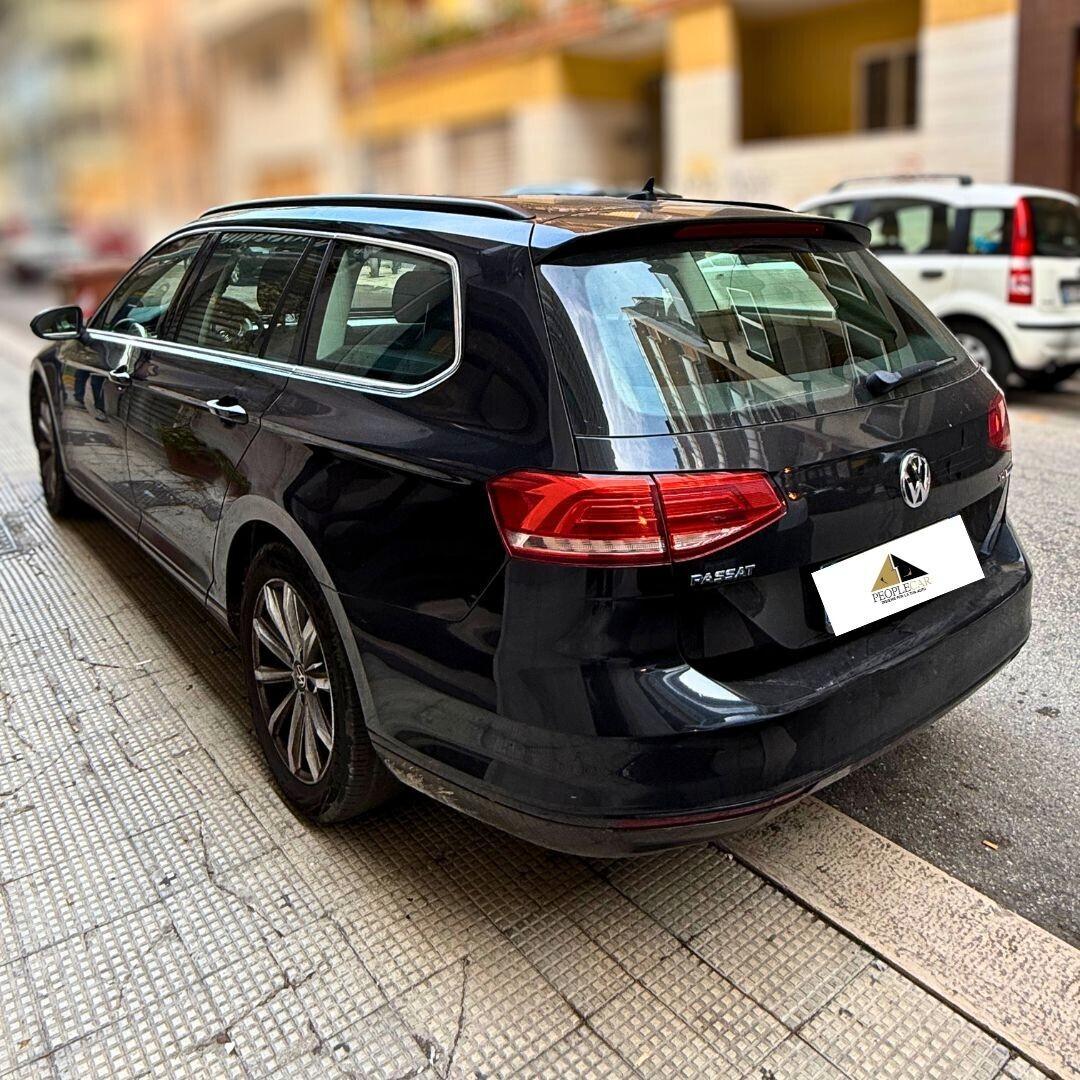 Volkswagen Passat Variant 1.6 TDI SCR DSG Business BMT