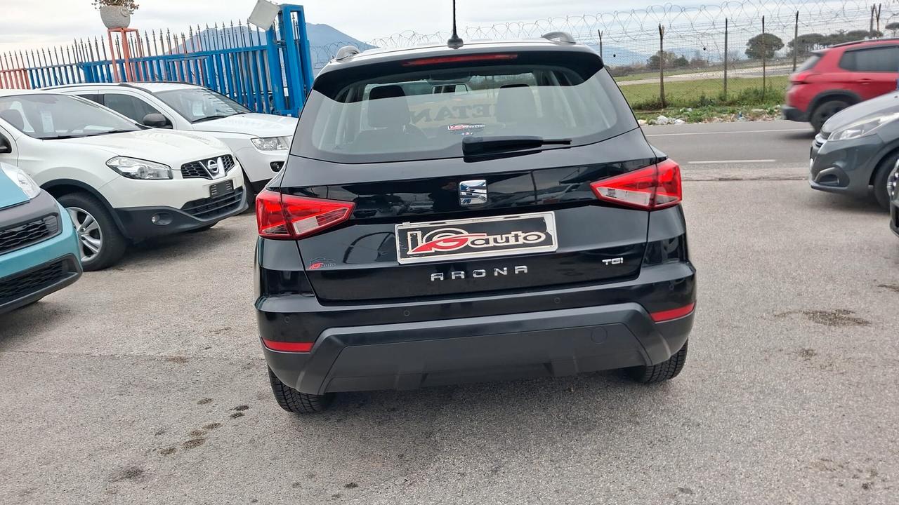 Seat Arona 1.o benzina metano