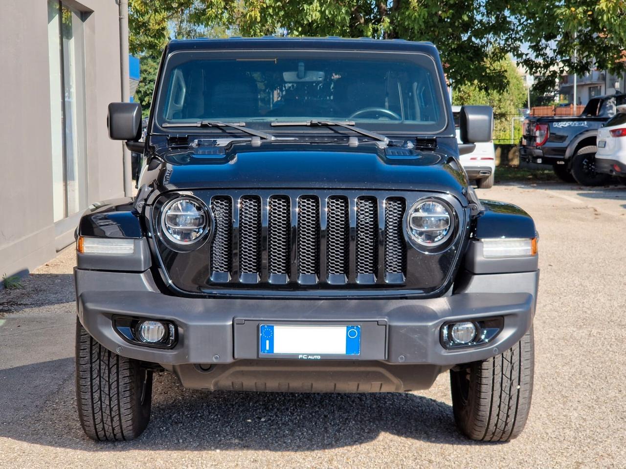 Jeep Wrangler Unlimited 2.2 Mjt II Sahara