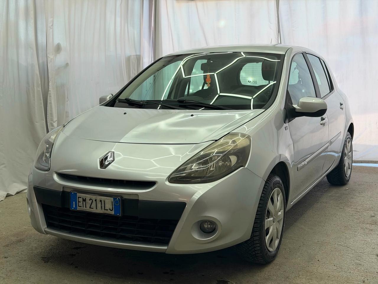 Renault Clio 1.5 dCi 75CV 5 porte Yahoo FINANZ SENZA BUSTA PAGA