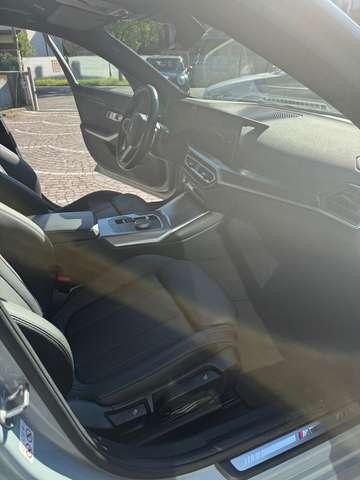 BMW 330 330d Touring mhev 48V xdrive MSport auto