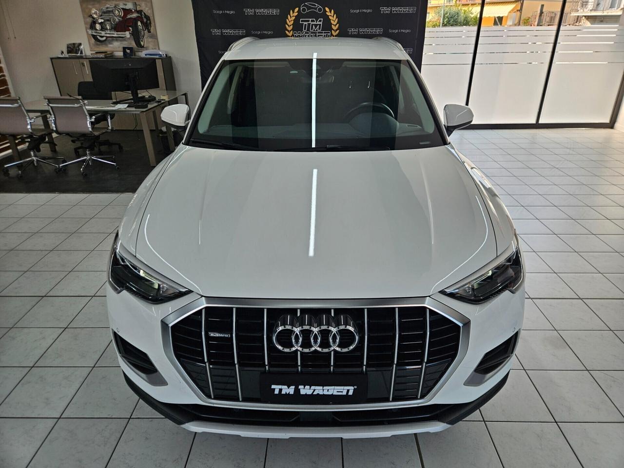 Audi Q3 35 2.0 tdi Business quattro s-tronic