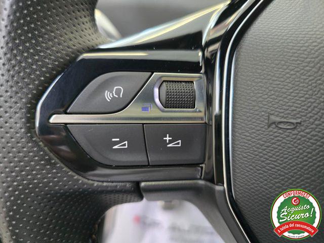 PEUGEOT 3008 PureTech Turbo 130 GT + Tetto