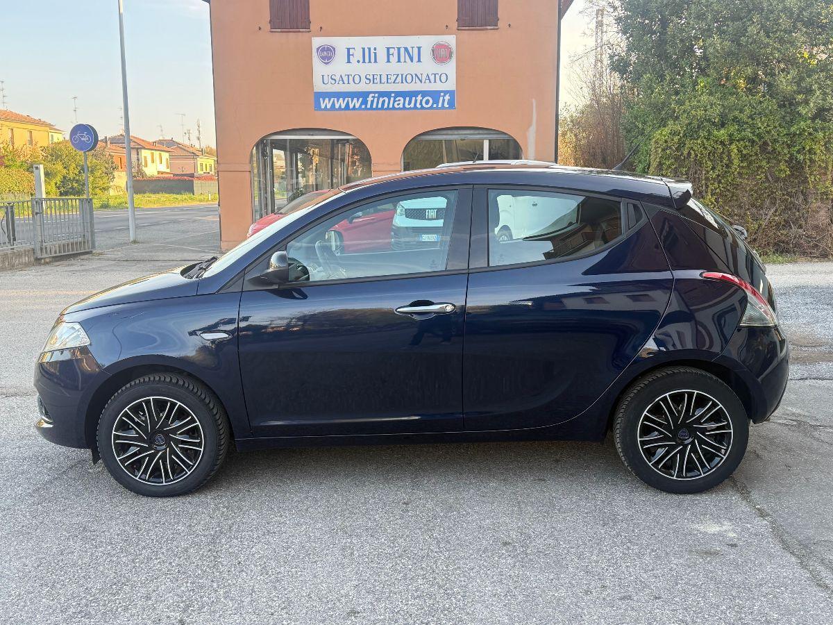 LANCIA - Ypsilon - 1.2 69 CV 5p. GPL Ecochic Gold