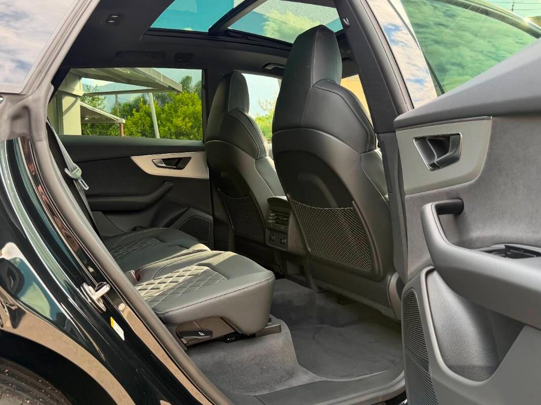 Audi Q8 3.0 tdi 286cv S line quattro Tetto Valcona Ventilati