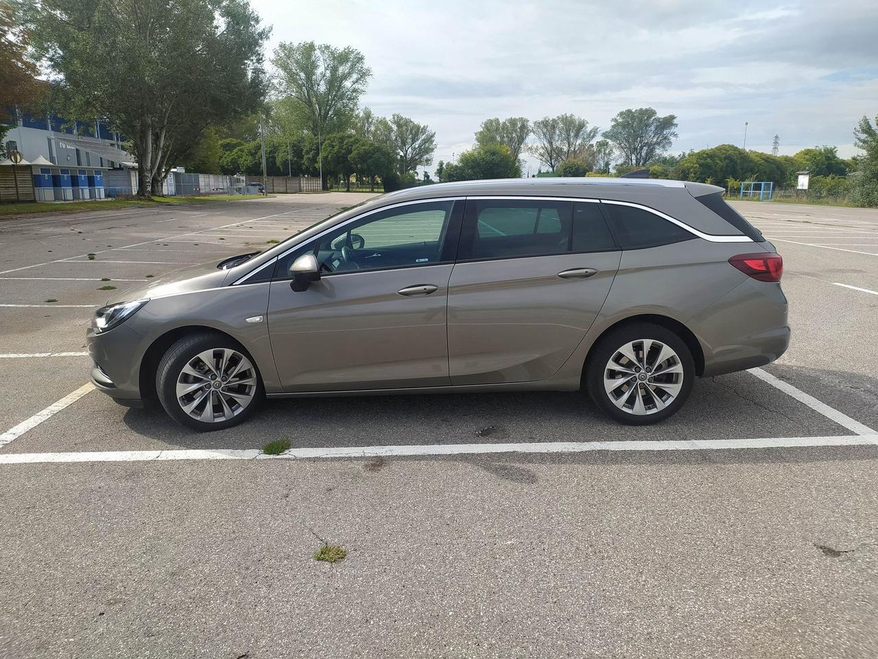 Opel Astra Business 1.6 CDTI 136 CV #6656