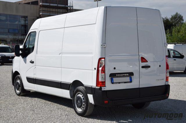 RENAULT Master L2H2 T35 135CV