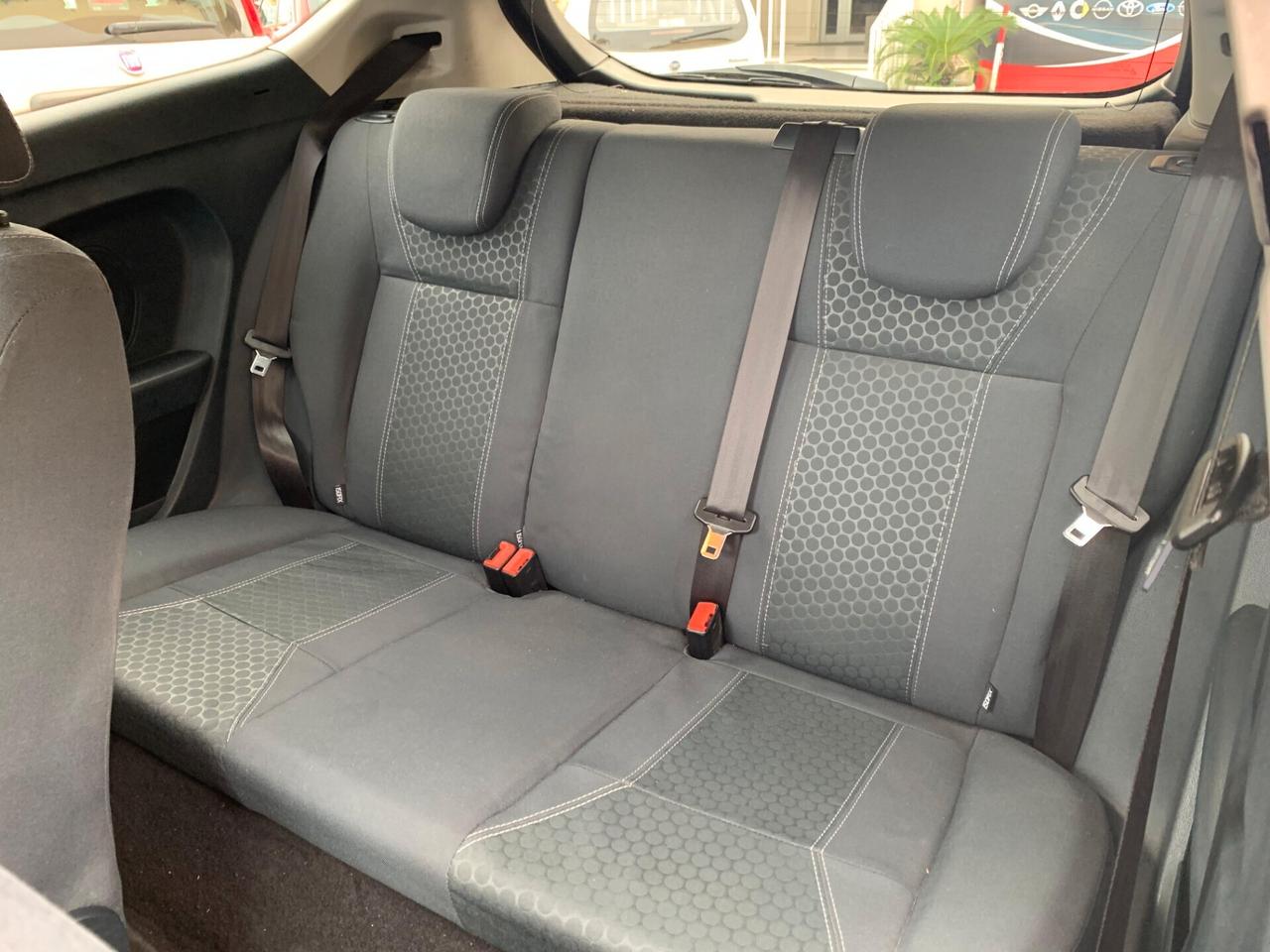 Ford Fiesta 1.6 TDCi 95CV 3 porte Titanium