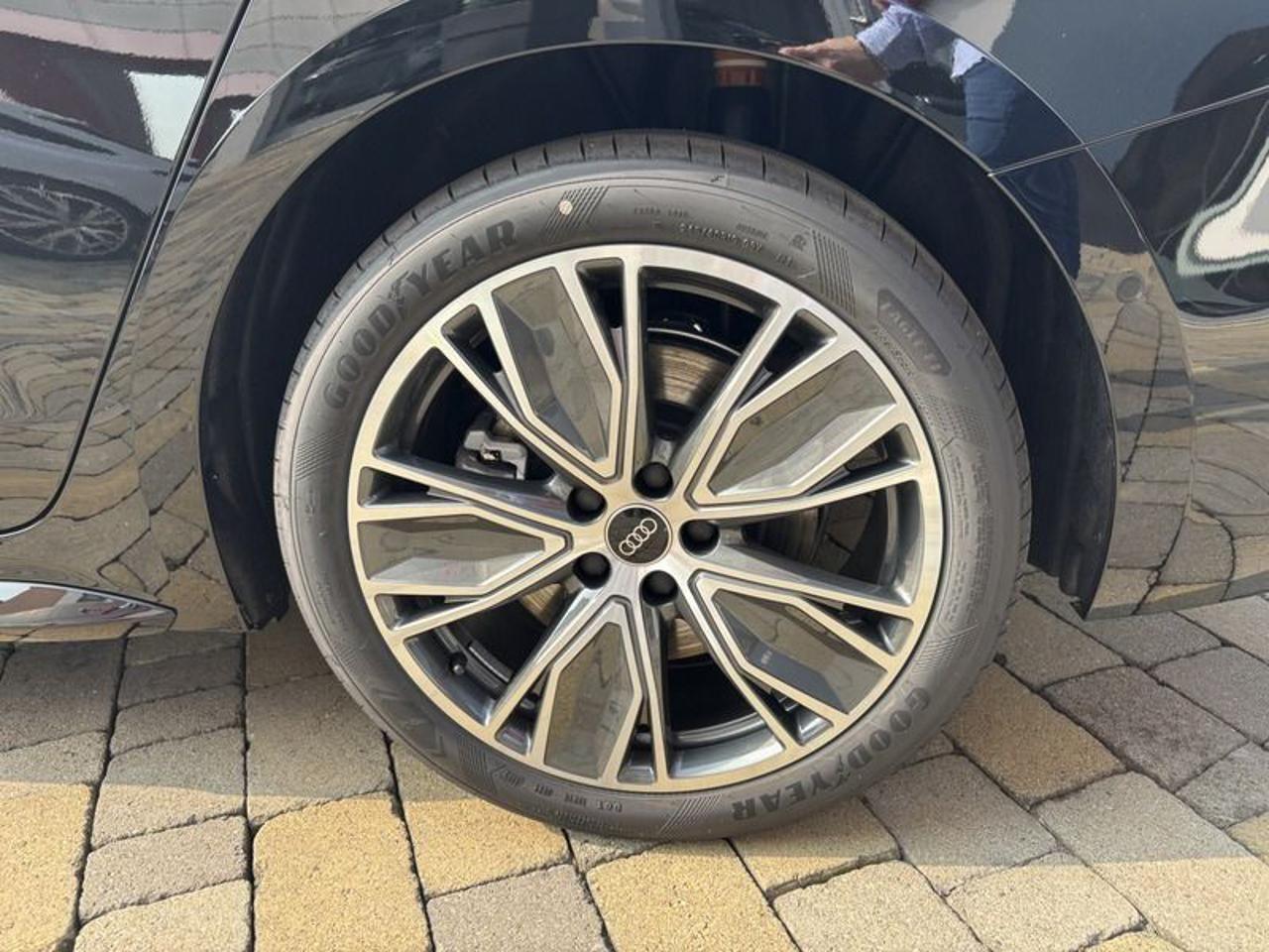 Audi A5 Avant TDI 150 kW S tronic mHEV+ S Line edition