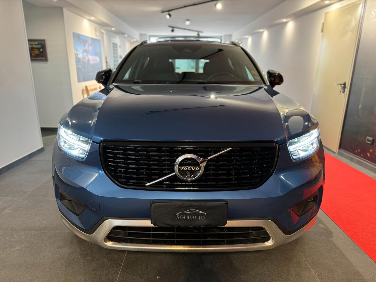 VOLVO XC40 D4 2.0D 190CV AWD R-DESIGN 2020