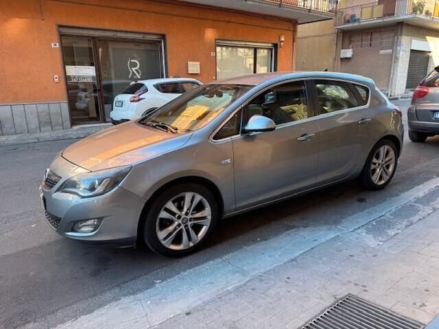 Opel Astra 1.7 CDTI 110CV 5 porte Cosmo