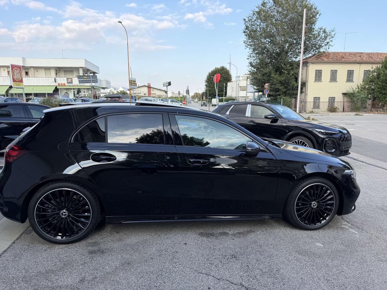 Mercedes-Benz A 200 A 200 AMG Line Advanced Plus
