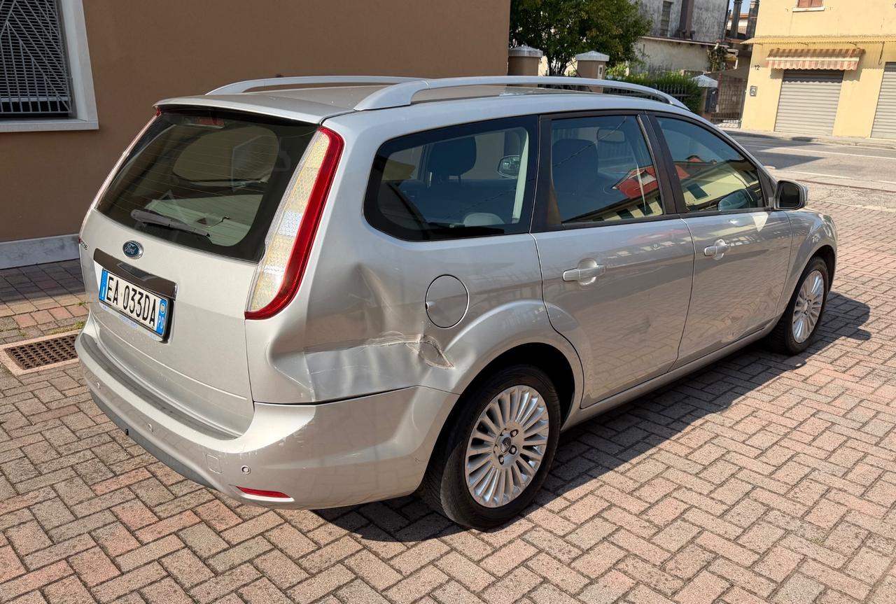Ford Focus 2.0 Benzina - GPL scadenza 2029