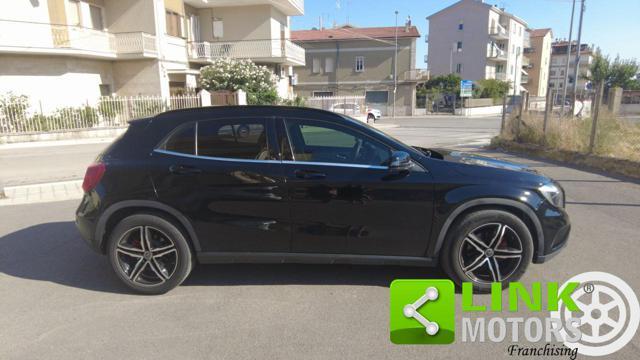 MERCEDES-BENZ GLA 200 d Automatic 4Matic Executive