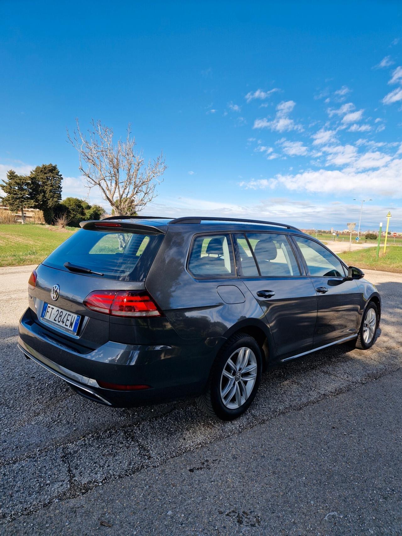 Volkswagen Golf Variant 1.6 TDI cambio automatico BlueMotion Technology