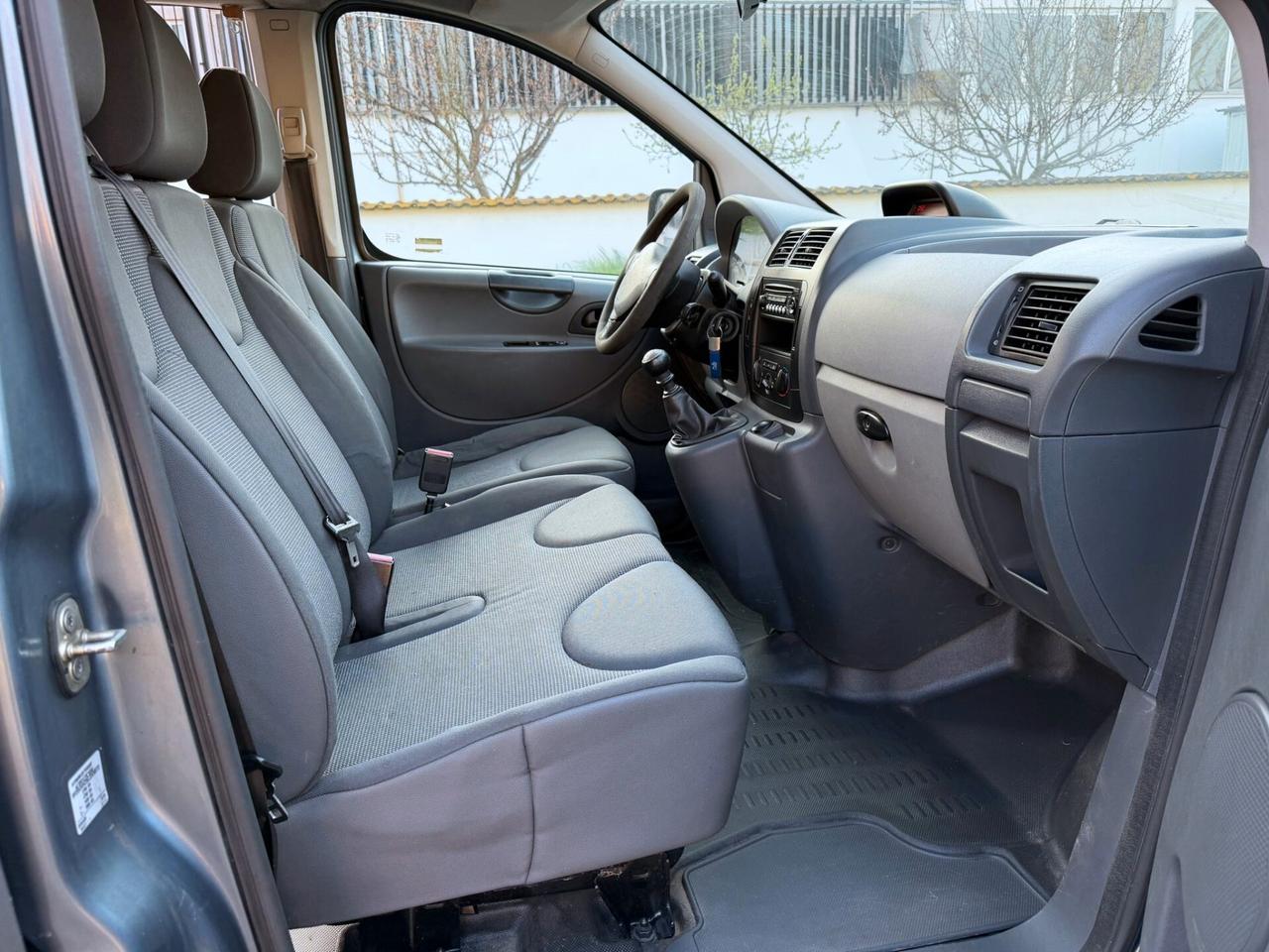 Peugeot Expert Tepee 2.0 HDi 9 POSTI